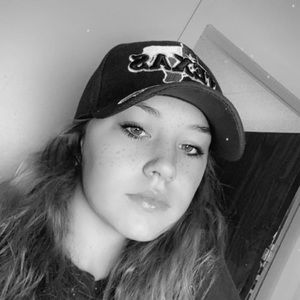 Meet your Posher, Skyler